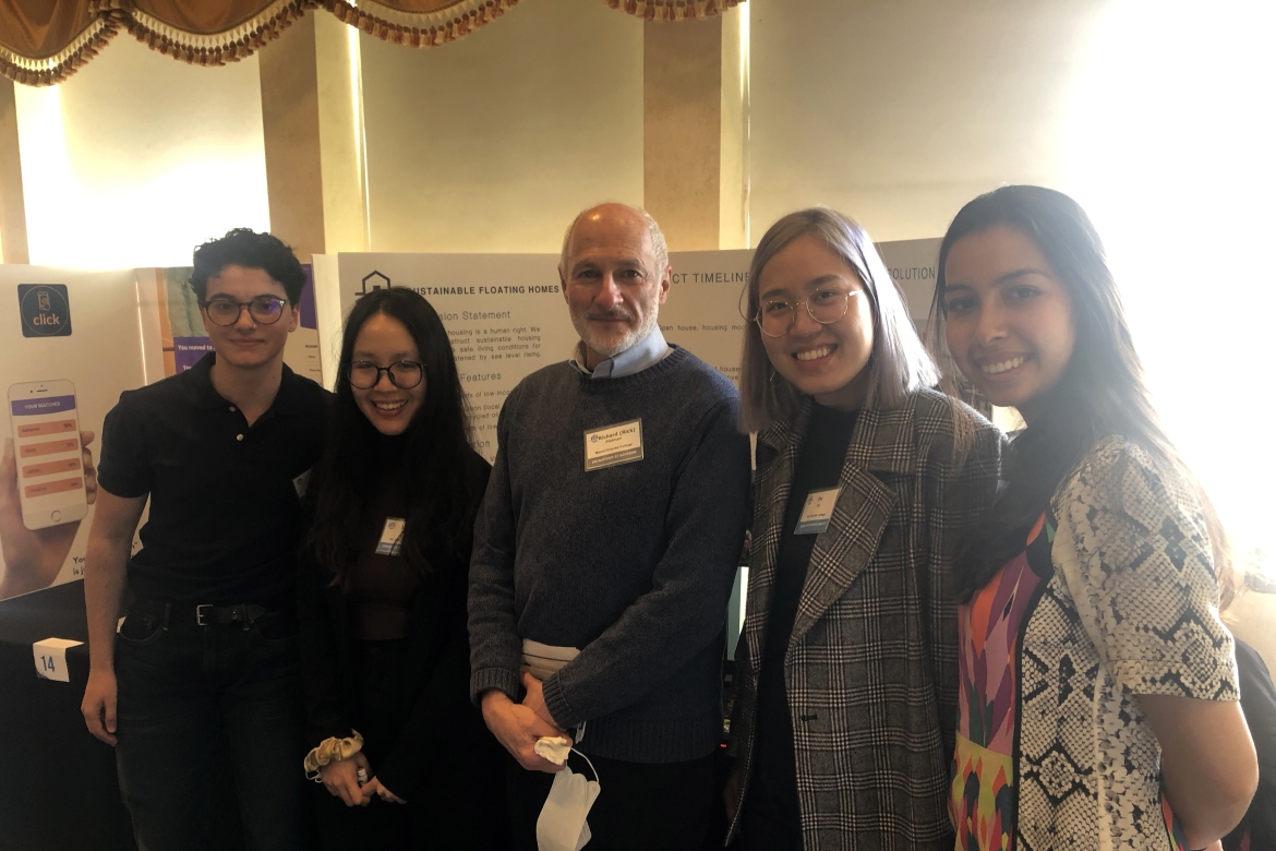 From left to right: Lea Sleiman ’22, Linh Mai ’23, Rick Feldman, Phi Do ’22 and Vy Hoang ’24