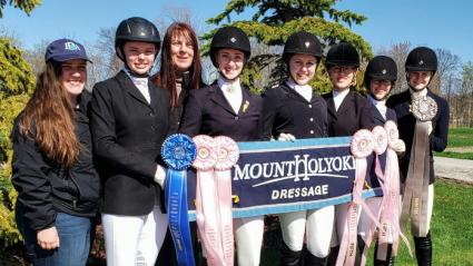 Lexi Lobdell ’20 with the dressage team at the IDA Nationals, 2019