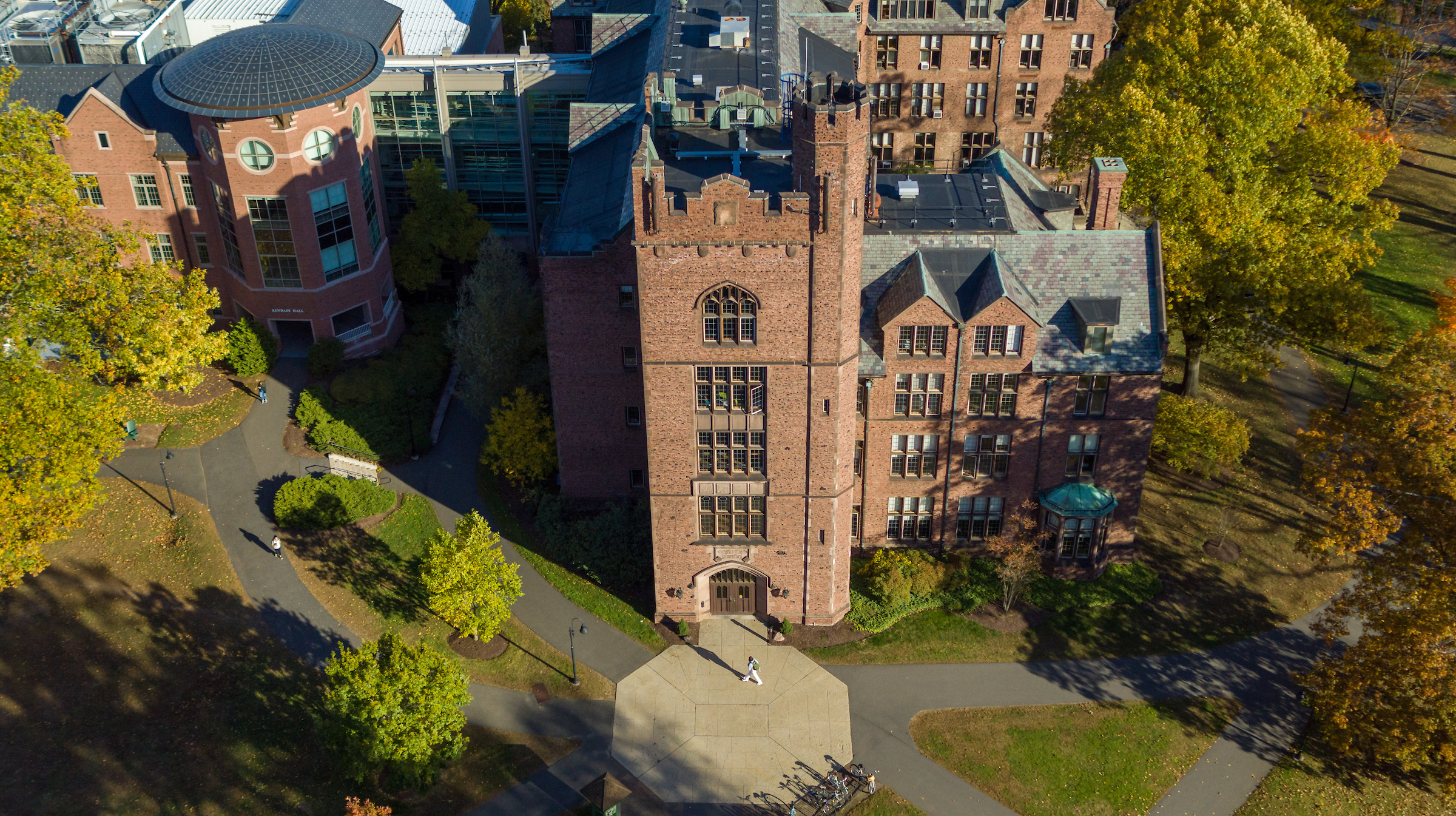 An aerial photo of the Mount Holyoke College Science Center