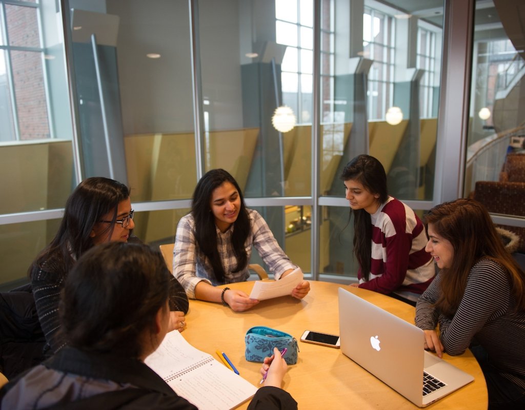 kendade-circular-collaboration-room.jpg Students working together in one of the circular rooms in Kendade Hall