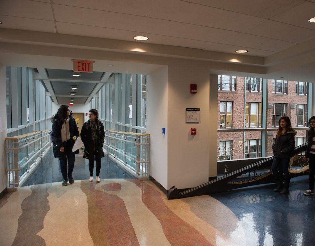 science-center-connecting-bridge.jpg The glass bridge that connects Kendade Hall and Clapp Laboratories