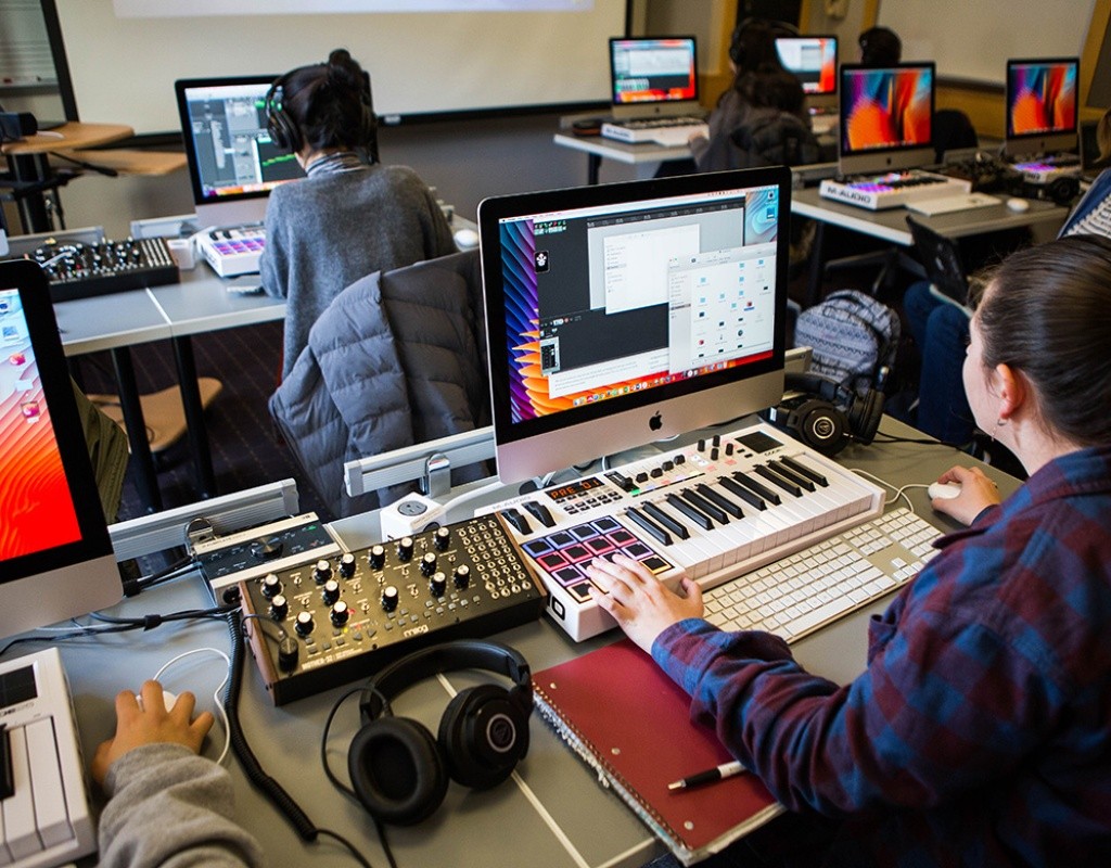 In Pratt’s digital music laboratories students can explore the nexus between music and technology as they create, mix, and edit their own pieces.