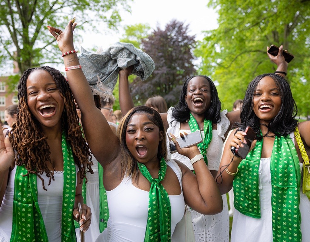 Class of 2025 celebrates in the Laurel Parade