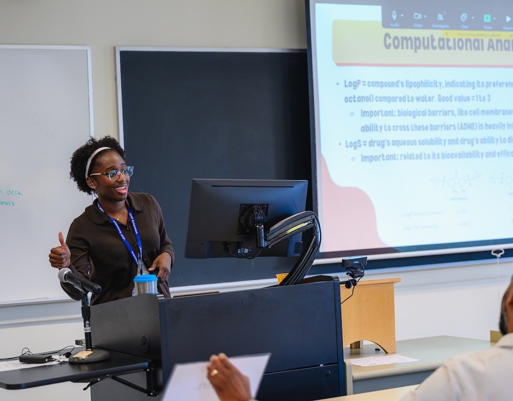 Student presenting at the LEAP Symposium at Mount Holyoke College in October, 2025.