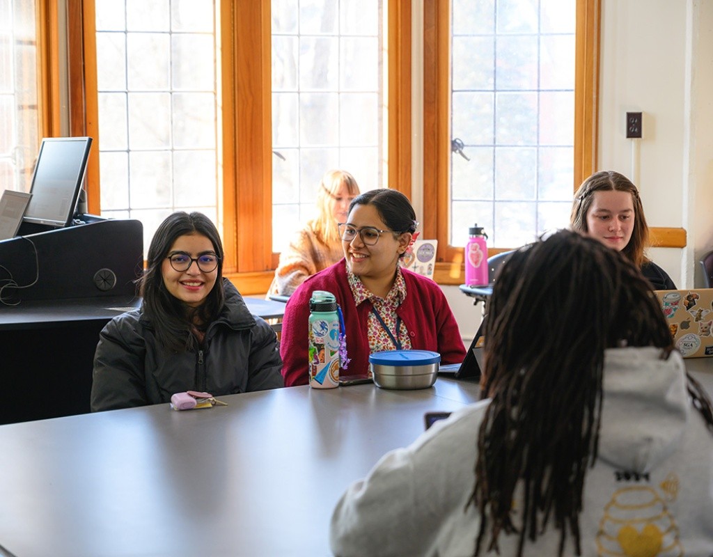 Students engage with one another during the Sophomore Institute.