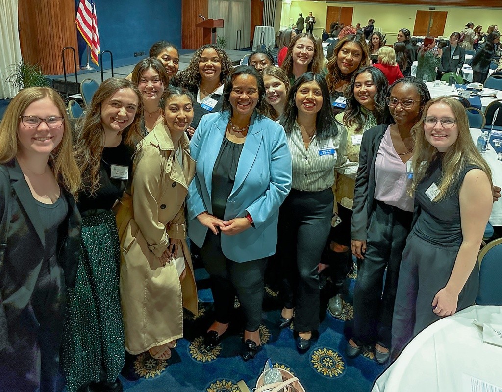 MHC in DC - President Holley with students