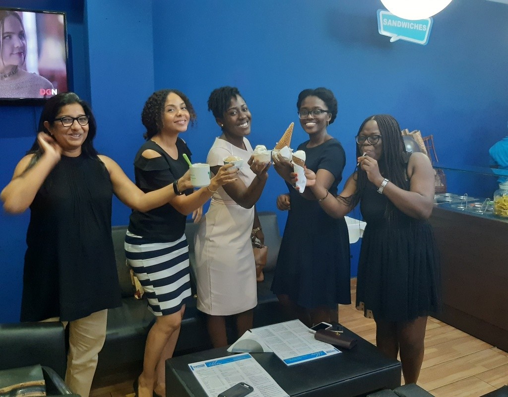 Alums celebrate Mountain Day 2022.