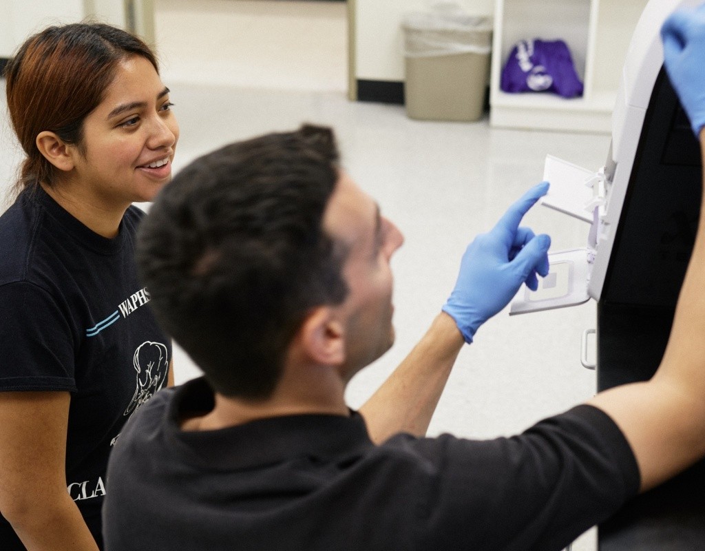 A psychology student working with Jared Schwartzer