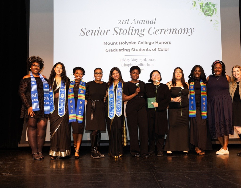 Mount Holyoke Seniors during the Stoling Ceremony