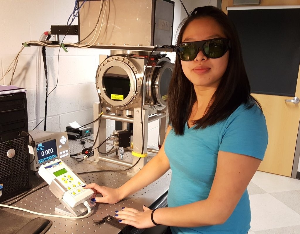 Chemlibs Laser Spectrometer at Mount Holyoke College