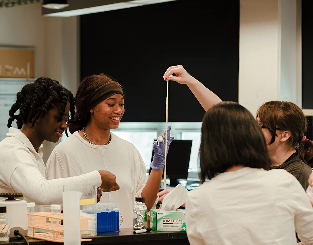 MHC students heat and stretch the slime