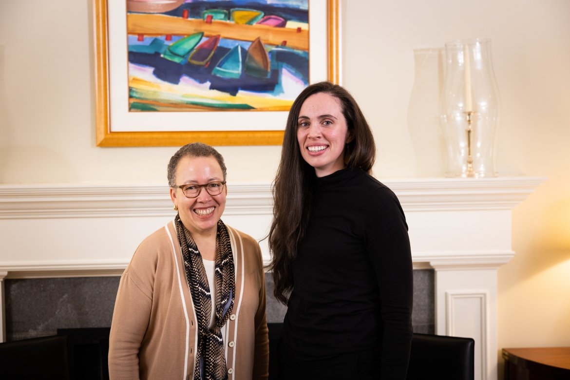 Dr. Beverly Daniel Tatum (right) and Caitlin Lambert ’09