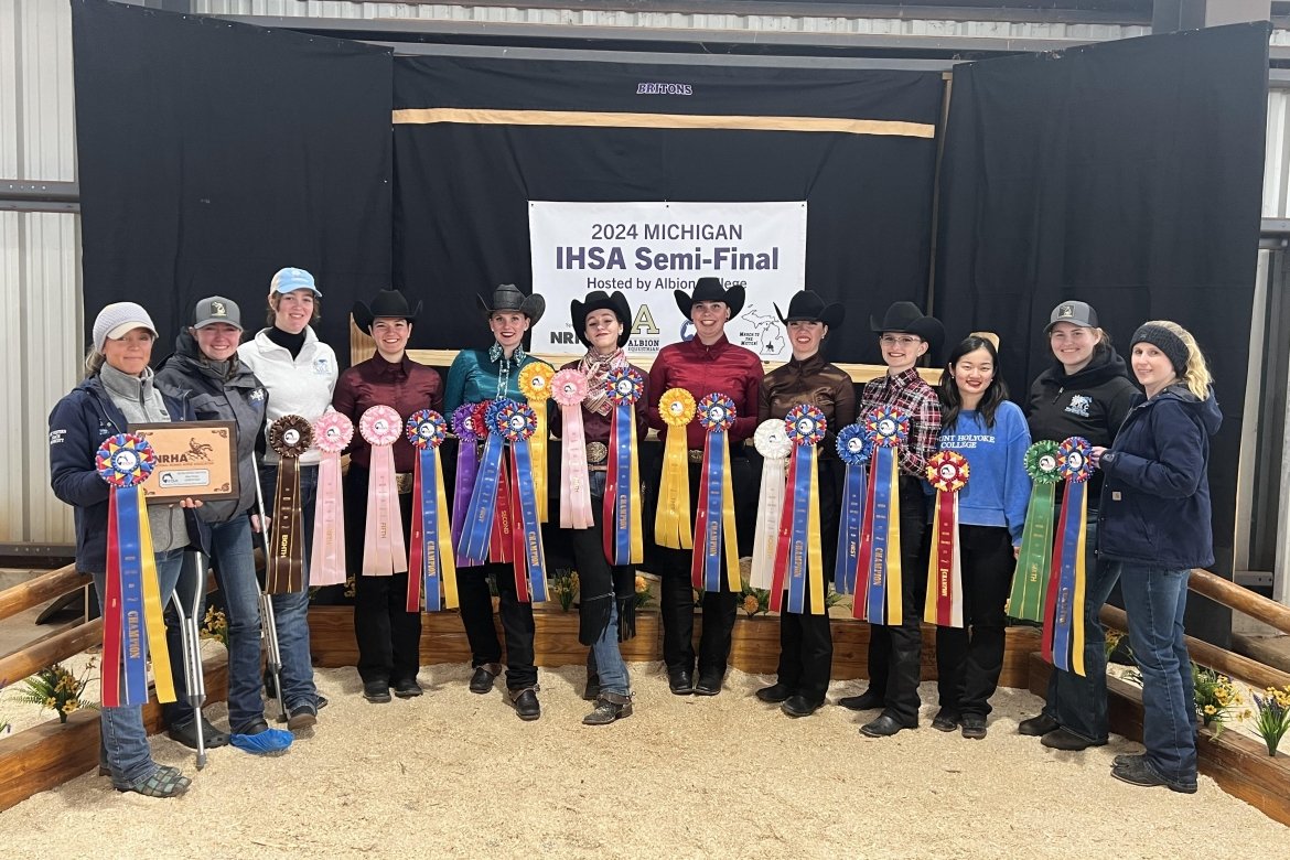 The Mount Holyoke College Western riding team at the semifinals.