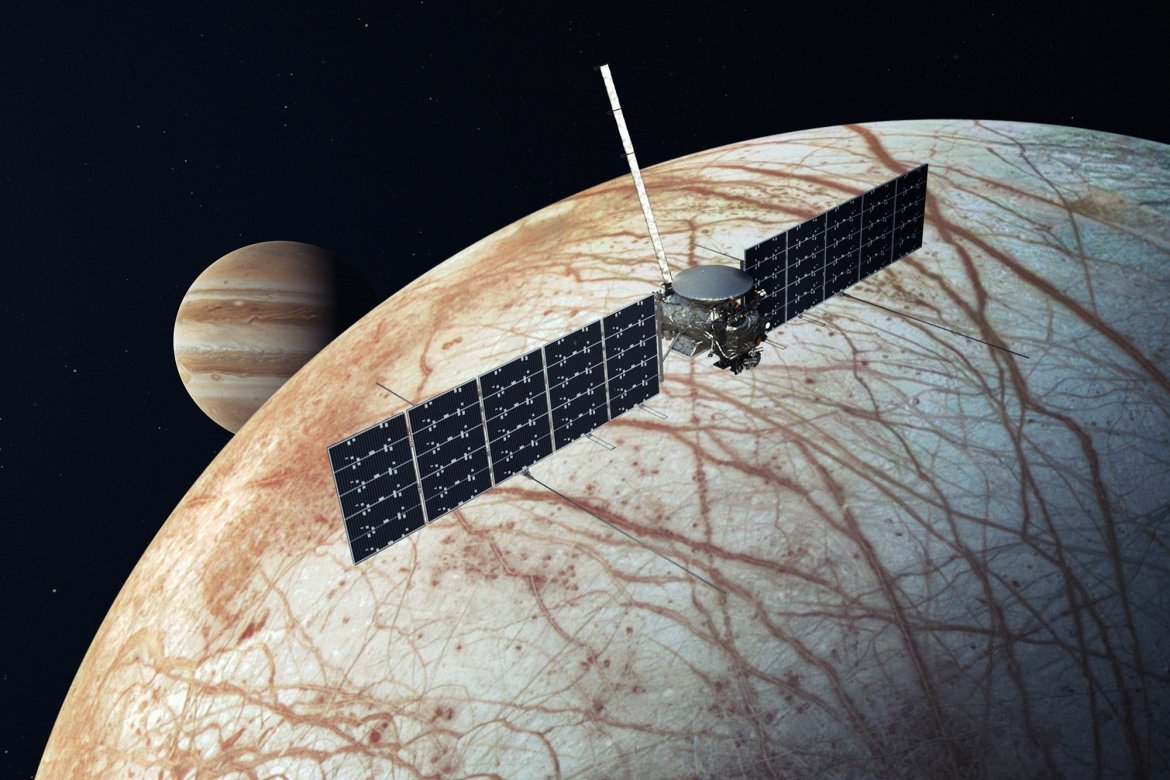 Source: NASA/JPL-Caltech. This artist's rendering shows NASA's Europa Clipper spacecraft, which is aiming for launch readiness this year.