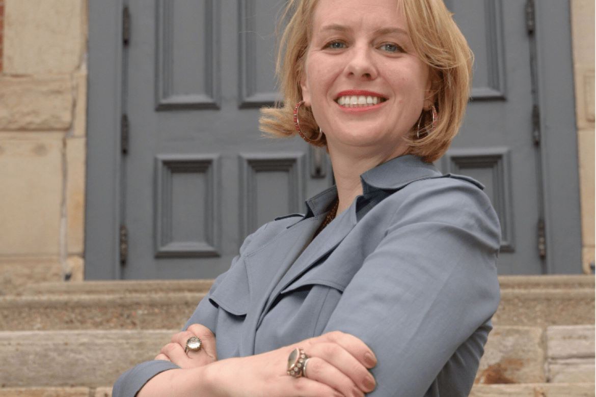 Revi Sterling has been working at the intersection of women and technology for over 20 years.