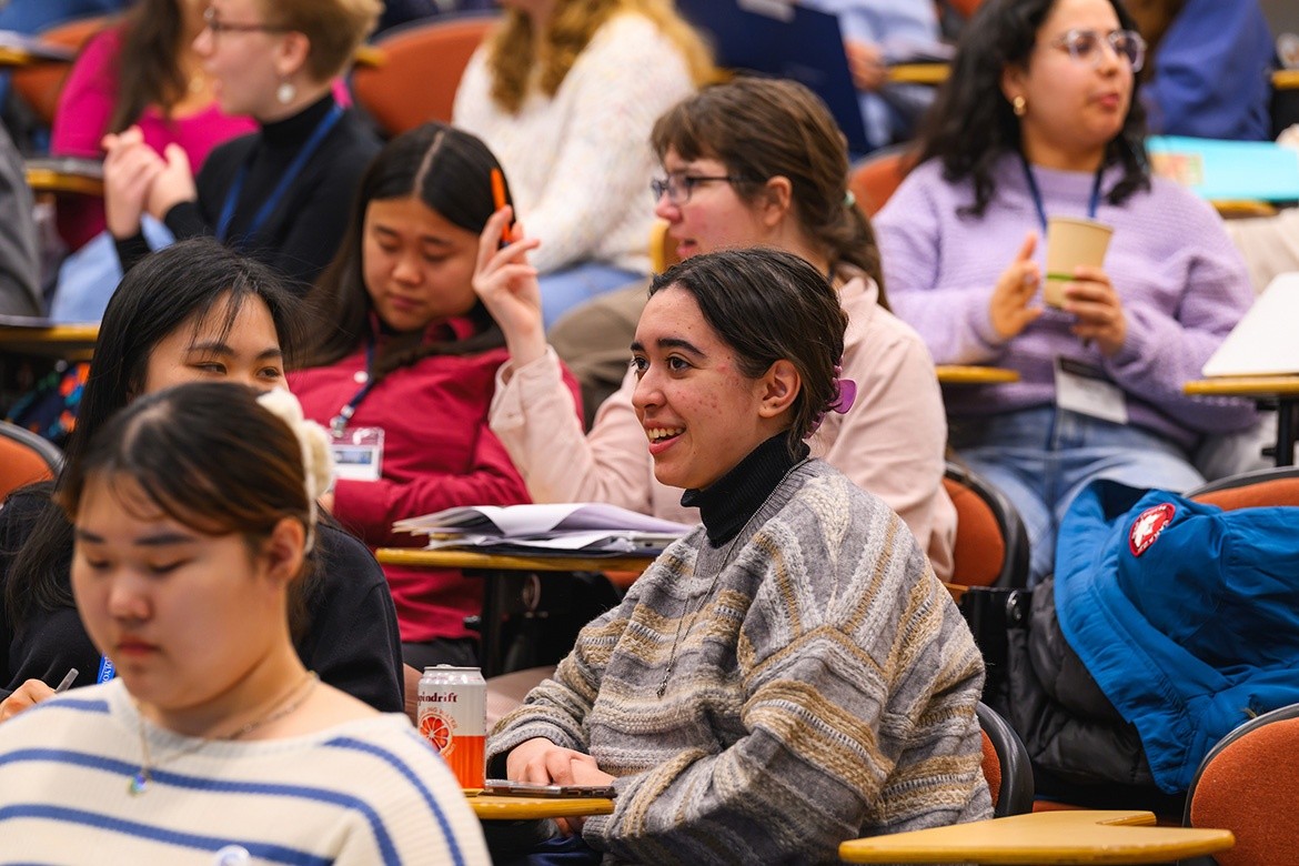 Students in the Sophomore Institute to prepare for the various ways the College helps students prepare for their careers.