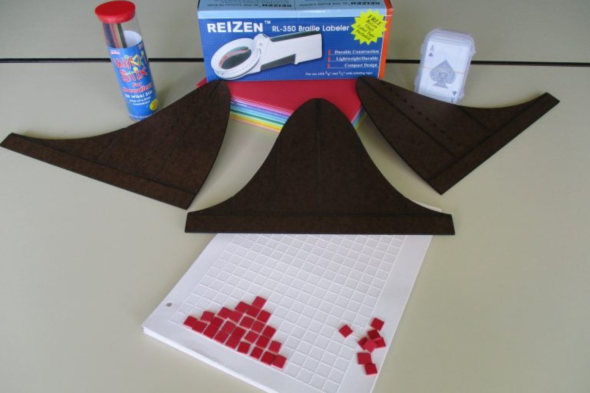 Mount Holyoke faculty and staff worked with the Fimbel Maker & Innovation Lab to create a variety of new tactile tools to use to teach statistics who have accessibility needs.