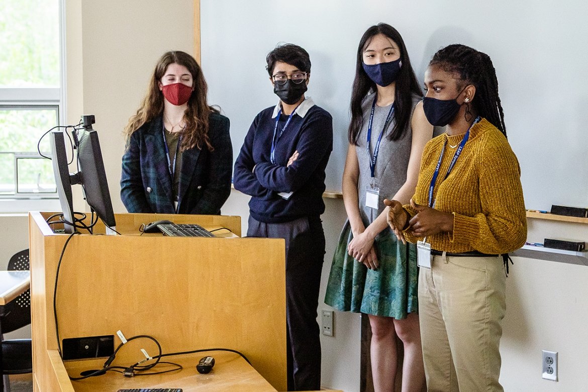 Students filled more than 40 panels, both in-person and virtual, to recount experiences of summer internships and independent projects.