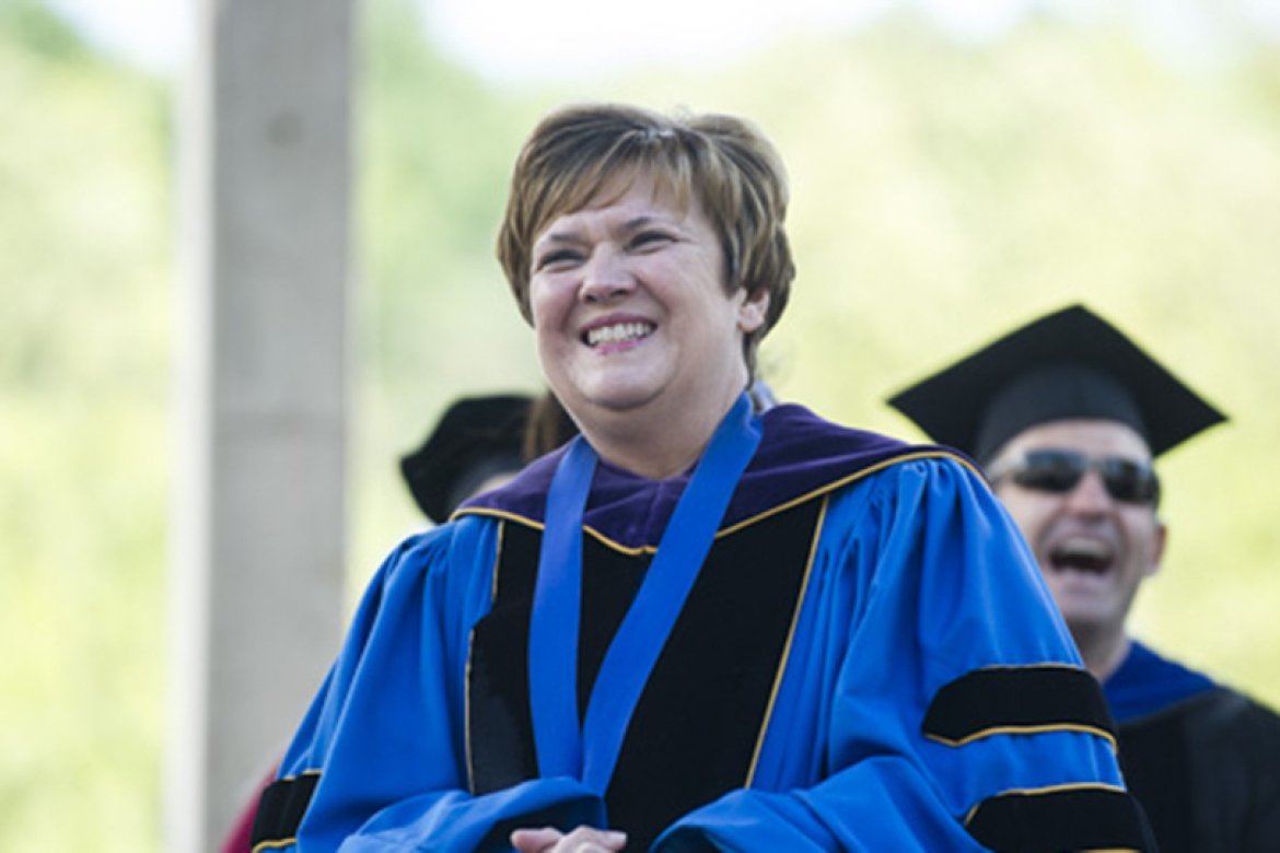 Photo of President Lynn Pasquerella ’80