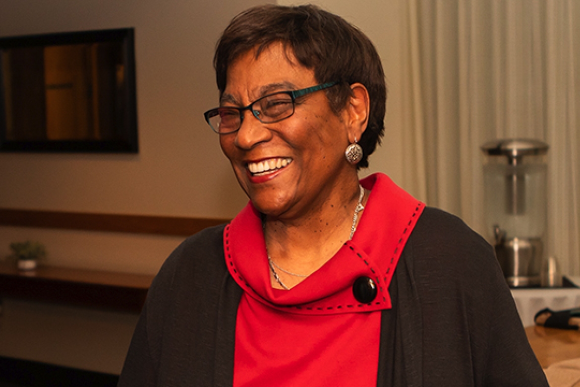 “What a spectacular gift Mindy Lewis was to Mount Holyoke and what an enormous loss this is for us all,” said Board chair Barbara M. Baumann ’77. 