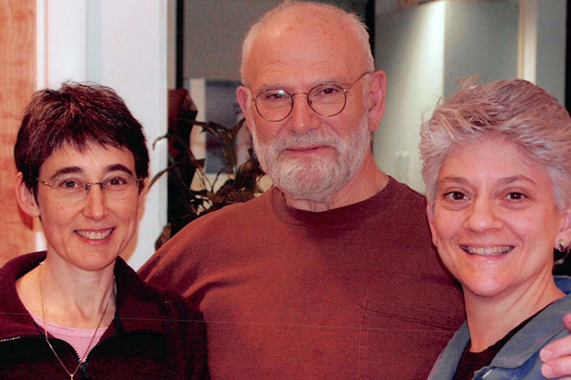 (L-R) Professor of Biological Sciences Susan Barry, Oliver Sacks, and local optometrist Theresa Ruggiero.