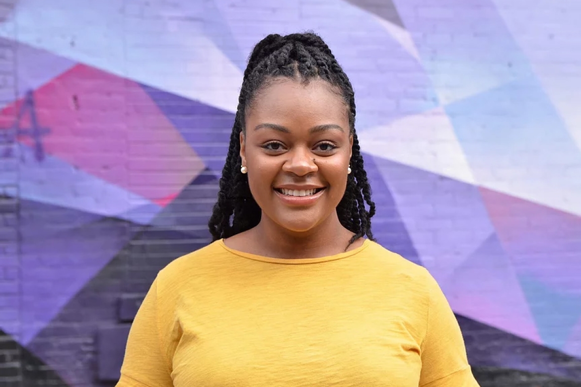 Tamia Williams ’18 is a middle school science teacher at a magnet school in New York City. She’s taken what she learned at Mount Holyoke to get her students, who are mostly students of color, excited about science.