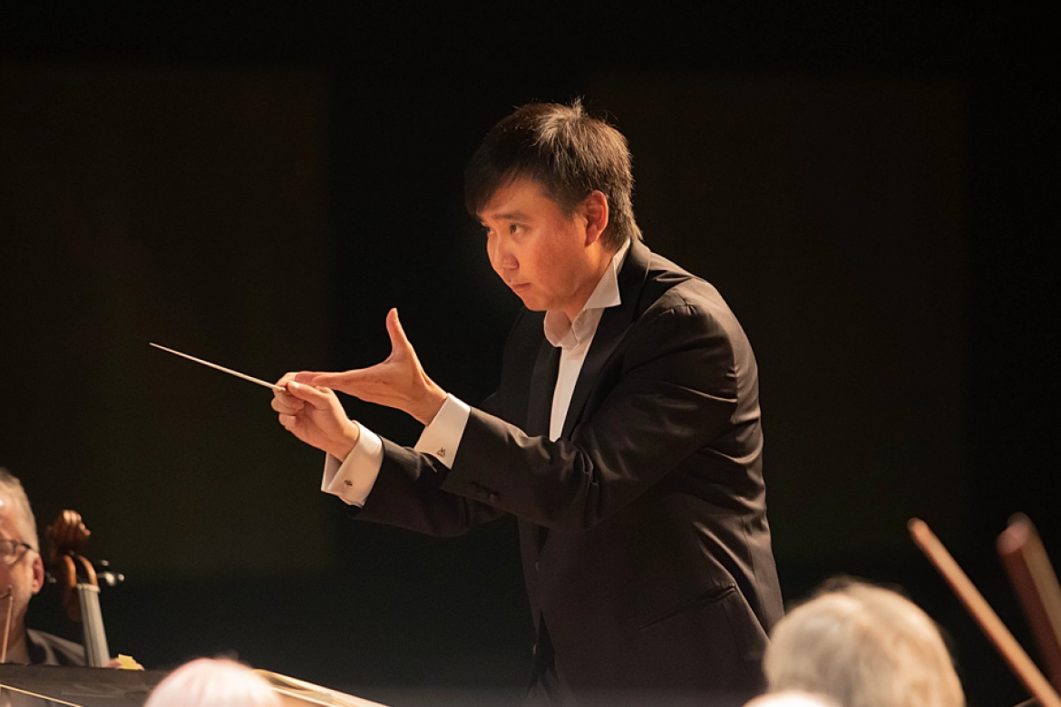 Tianhui Ng has won numerous awards for his conducting, including The American Prize in Orchestral Programming. Photo courtesy of the Pioneer Valley Symphony. 
