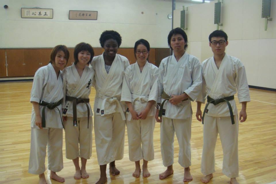 Mengjia Wan, fourth from the left, at Sophia University.
