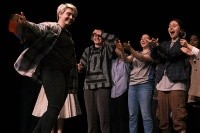 Junior show of 2022 featuring Jorge the Goose; Group of students with smiles and incredulous looks on their faces.