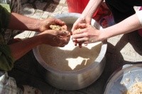 Learning to Cook in the Fars Province of Iran. Photo credit: Rose Wellman.