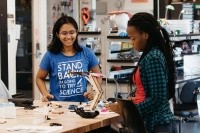 Students in the Fimbel Makerspace on Mount Holyoke's campus