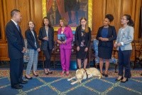 Rep. Nancy Pelosi met with (from left) Associate Professor Cavin Chen and students Beth Wagoner ’19, Linh Nguyen ’19, Melissa Carney ’19, Angelica Mercado ’19 and Jiayu Wang ’19 in the Capitol’s Rayburn Reception Room.