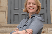 Revi Sterling has been working at the intersection of women and technology for over 20 years.