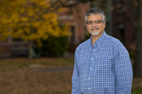 V.S. “Raghu” Raghavan, associate director of the Miller Worley Center for the Environment and director of sustainability at Mount Holyoke College. In his dual role, Raghavan serves as a bridge between the academic and operational sides of sustainability.