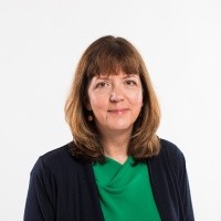 Lisa Stoffer, ssociate vice president for foundation relations and sponsored research, starts at Mount Holyoke College on August 11, 2025.