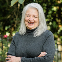 Ann Hewitt Worthington ’72