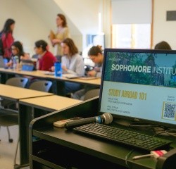 Students at the Sophomore Institute at Mount Holyoke College