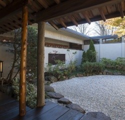 The exterior of Wa-shin-an: Japanese Garden and Teahouse on the Mount Holyoke campus.