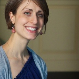 Angela DiCiccio ’08