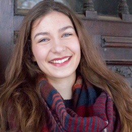 Julia Kellerbauer ’18