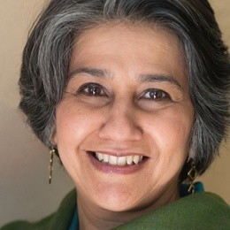 Alumna Mallika Dutt will be a featured speaker at The MHC Shakti Program, August 20-21 in India