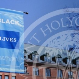 A "Black Lives Matter" banner on a lamp post at MHC.