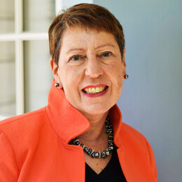 Robin Morse Edwards ’69