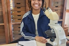 Petrographic Microscope Laboratory Taviana Woods ’28