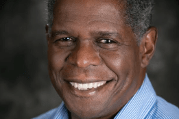 Steve Davis, 2022 Capstone Coach