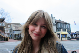 Evelyn R Student Ambassador