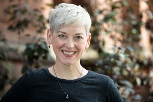 Laura Sizer (photo by Cheryl McGraw, 2022)