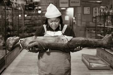 Photograph of vanessa german at the Joseph Allen Skinner Museum, December 1–2, 2021 and February 23, 2022 Photo Laura Shea