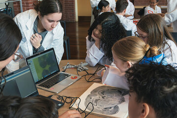 Mount Holyoke College students interact with the Holyoke Public School students during a Neuroscience field trip in April of 2026.