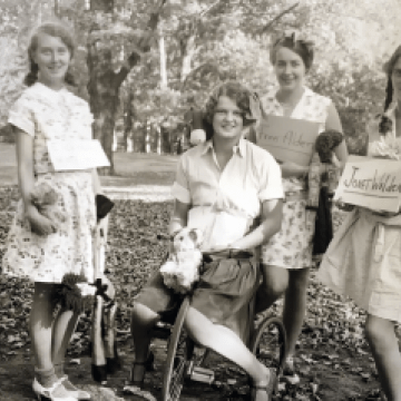First-year members of the class of 1933 “assume youthful disguises” during Freshman Day, 1929.
